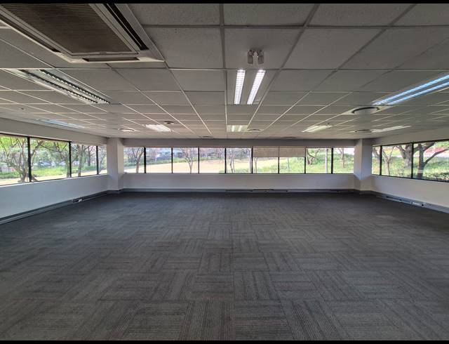 217M² OFFICE TO LET IN WOODMEAD